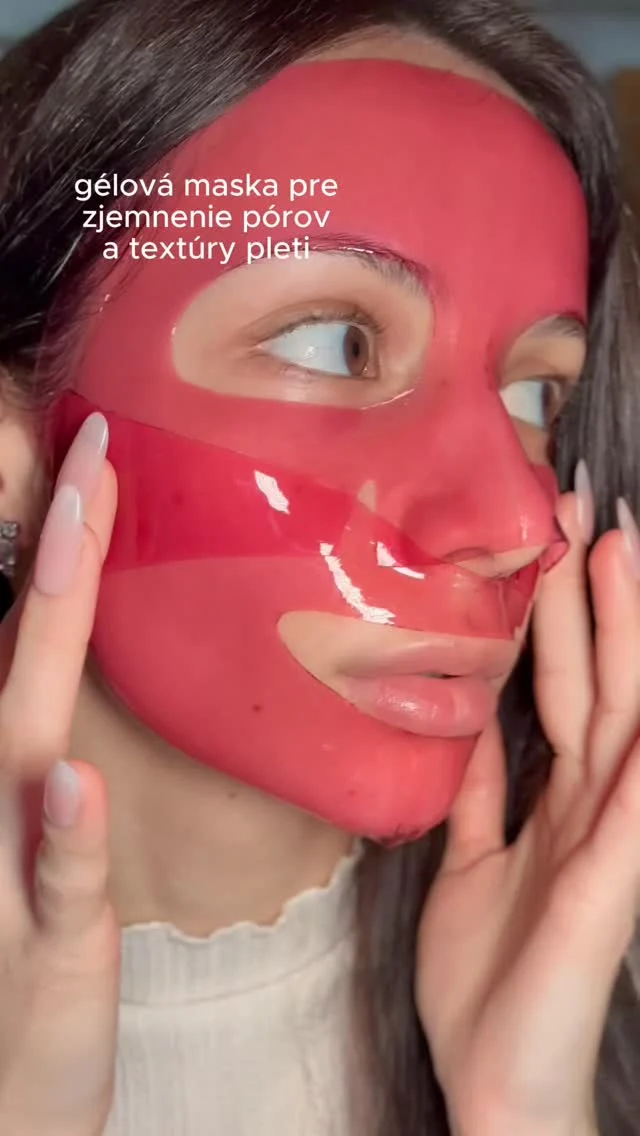 @arencia_global Red Collagen Jello Mask je maska s gélovou textúrou, ktorá poskytuje intenzívnu hydratáciu, pomáha spevniť pleť a viditeľne minimalizovať póry.❤️ 

Jej chladivý efekt okamžite osviežuje a revitalizuje pleť, ktorá je po každom použití hladšia, pevnejšia a žiarivá.✨

#skinguru24 #koreanskincare #koreanbeauty #arencia #collagenmask