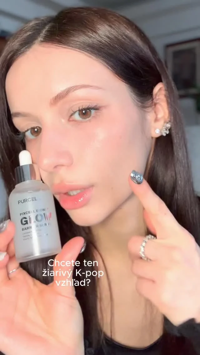 @purcell.global Pixcell Biom Glow Barrier Serum dodáva pleti zdravý a prirodzený jas.✨Zlepšuje pružnosť a podporuje kožnú bariéru, vďaka čomu pleť pôsobí žiarivo a sviežo.

#skinguru24 #koreanskincare #koreanmakeup #glassskin #kpopskincare